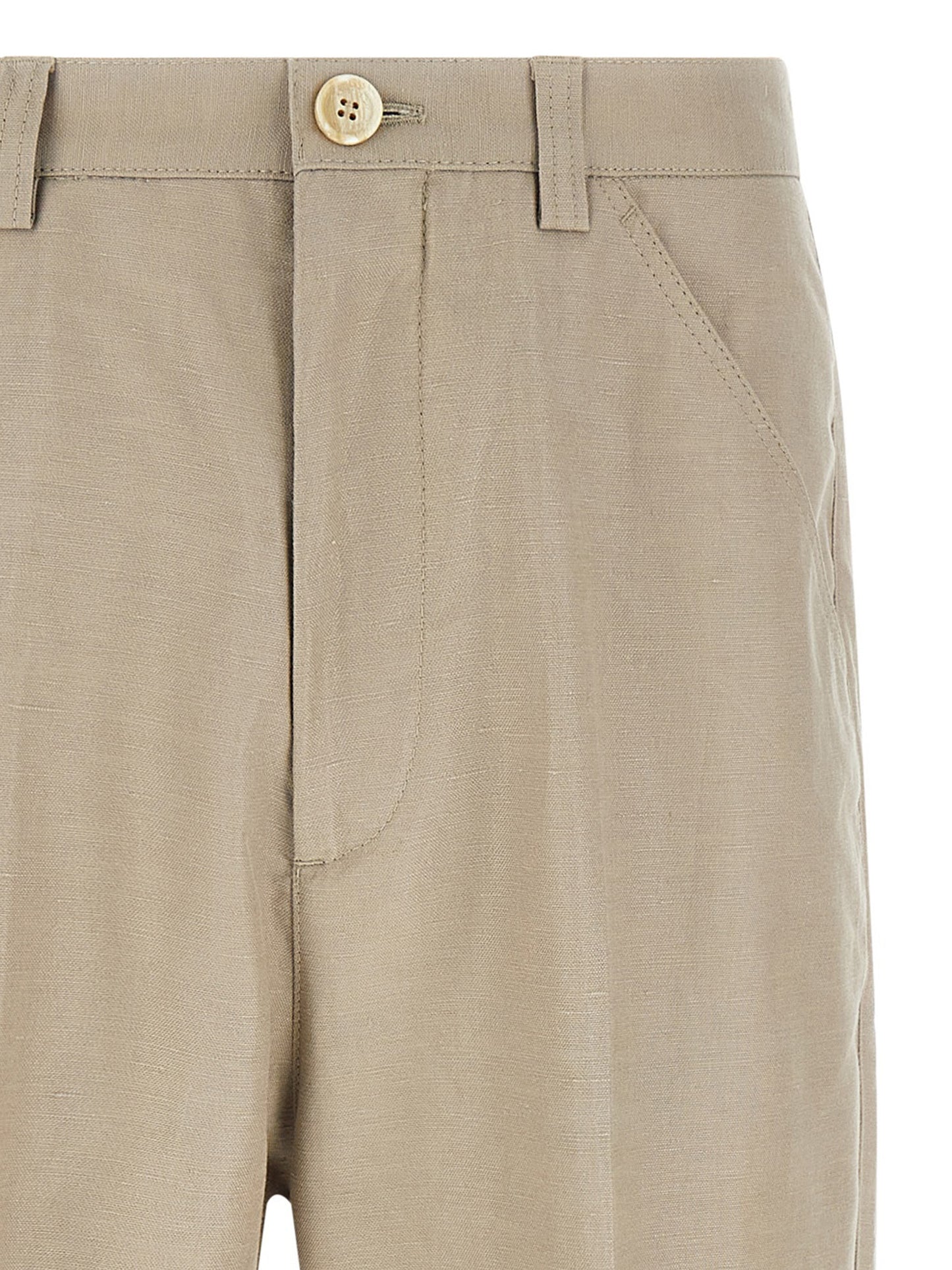 Trousers by Brunello Cucinelli for men in linen & cotton brown features an on trend silhouette, showcasing a sophisticated tapered-leg with a long and for an on trend finish.