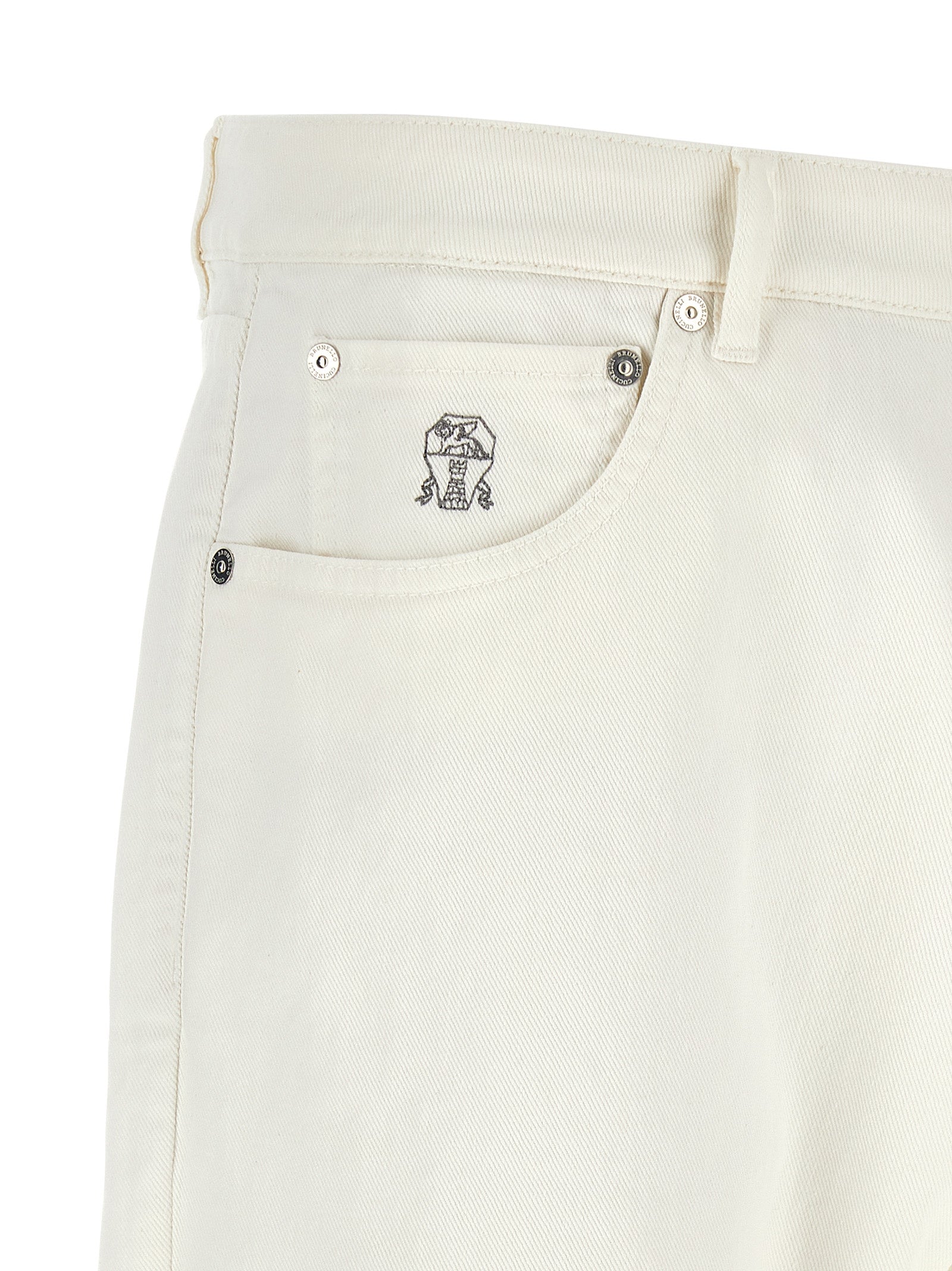 Jeans by Brunello Cucinelli for men in stretch denim cotton brown & white features a polished silhouette with a polished cropped, reaching a polished cropped and finished with a polished .