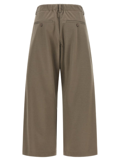 Activewear Pants by Brunello Cucinelli for women in stretch cotton & polyamide gray features a ergonomic athletic, flared, wide & cropped and with a ergonomic cropped, showcasing innovative for a ergonomic look.