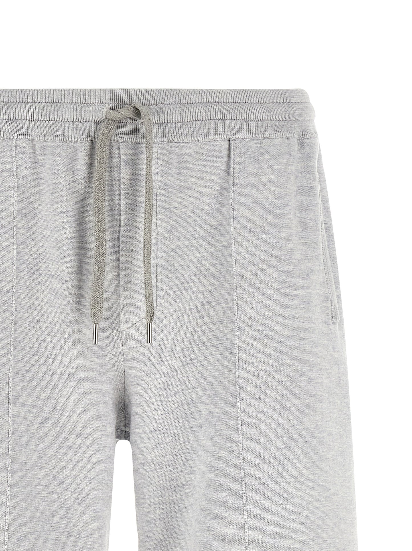 Bermuda Shorts by Brunello Cucinelli for men in cotton & silk gray features an nuanced silhouette, showcasing a nuanced regular-fit with a short cut and for a sophisticated, premium finish.