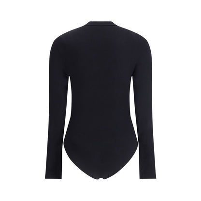 Bodysuit by Wolford for women in polyamide velvet black showcases a enviable silhouette, elegantly detailed with a enviable and turtle neckline for a truly enviable finish.
