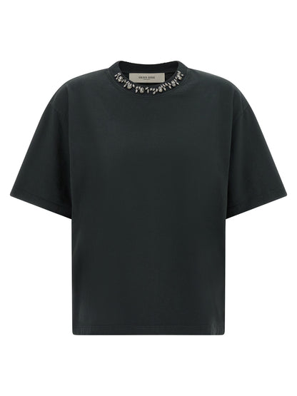 T-Shirt by Golden Goose for women in organic cotton black & signature features an edgy silhouette, meticulously detailed with a sophisticated and crew neckline for a truly edgy finish.