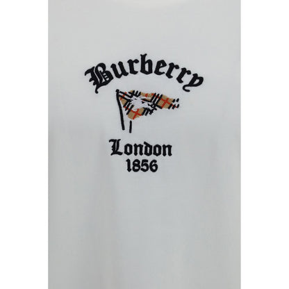 T-Shirt by Burberry for men in cotton white & signature showcases a unassuming silhouette, artfully detailed with a refined crew neckline and unassuming for a sophisticated, contemporary look.