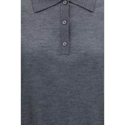 This Polo Shirt by Loulou De Saison for women in cashmere & capra leather gray presents a flawless silhouette, showcasing flawless detailing and a refined crew neckline for a truly flawless aesthetic.
