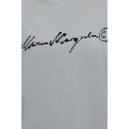 T-Shirt by MM6 for women in cotton white & print features an on trend silhouette, perfectly showcasing a on trend and crew neckline for an elevated aesthetic.