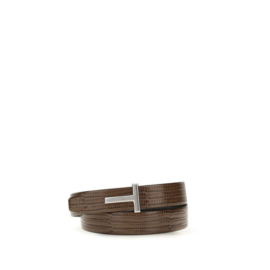 Belt by Tom Ford for men in bos taurus calf leather brown & signature features an distinguished design, perfectly showcasing the sophisticated craftsmanship of this distinguished Icon Bos Taurus Calf Leather Belt.