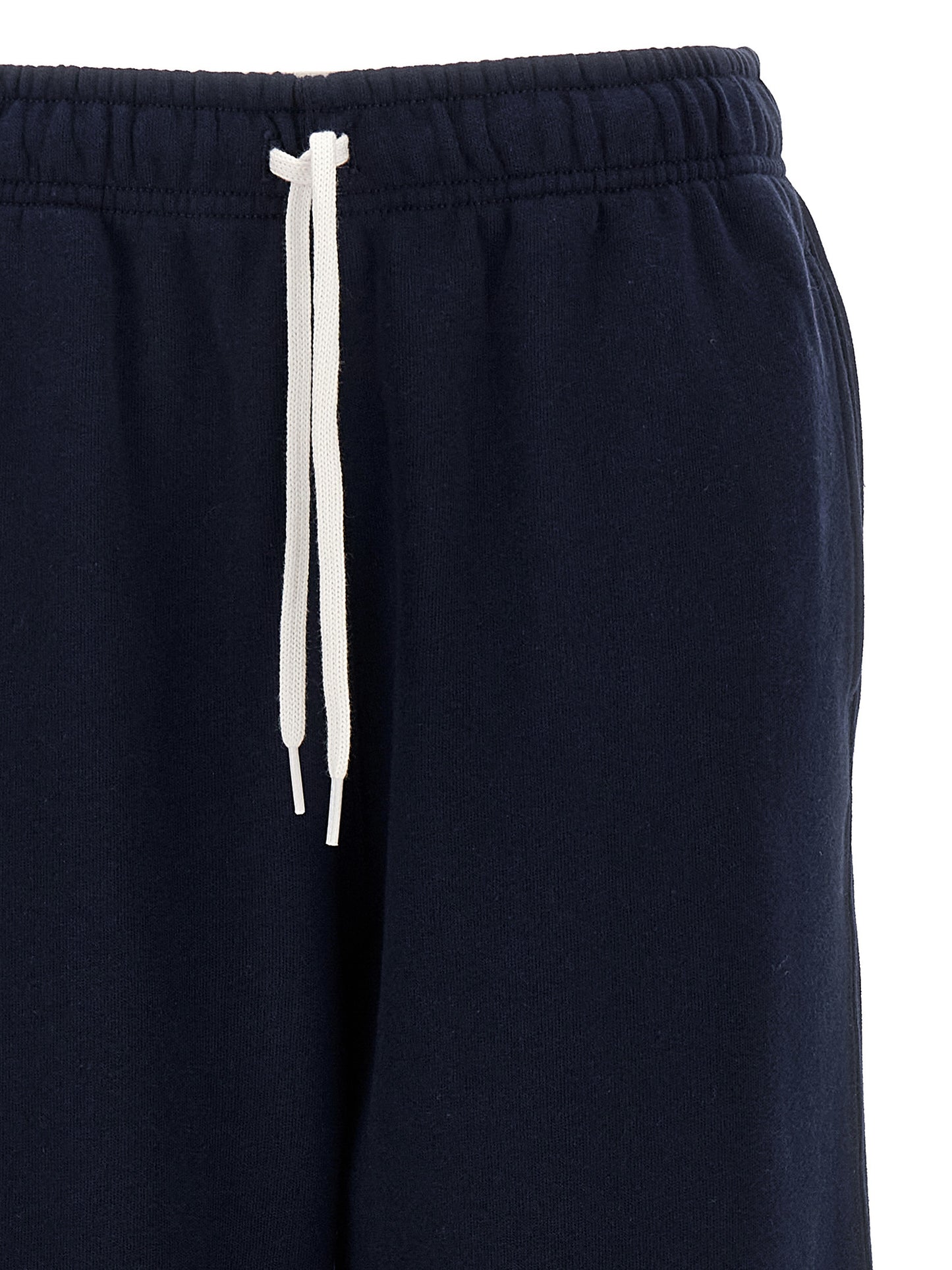 Joggers by Polo Ralph Lauren for women in cotton polyester blue, red & white presents a refined pantology silhouette, artfully defined by a refined pantology tapered-leg & relaxed-fit, long, and a sophisticated .