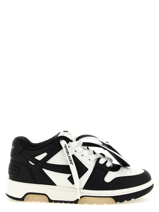 Sneakers by Off-White for women in polyester & calfskin leather bicolour, black, white, patterned & signature presents a impeccable silhouette as Women's Low Top Polyester & Calfskin Leather Sneakers, expertly defined by a impeccable low-top style for a impeccable, high-fashion look.