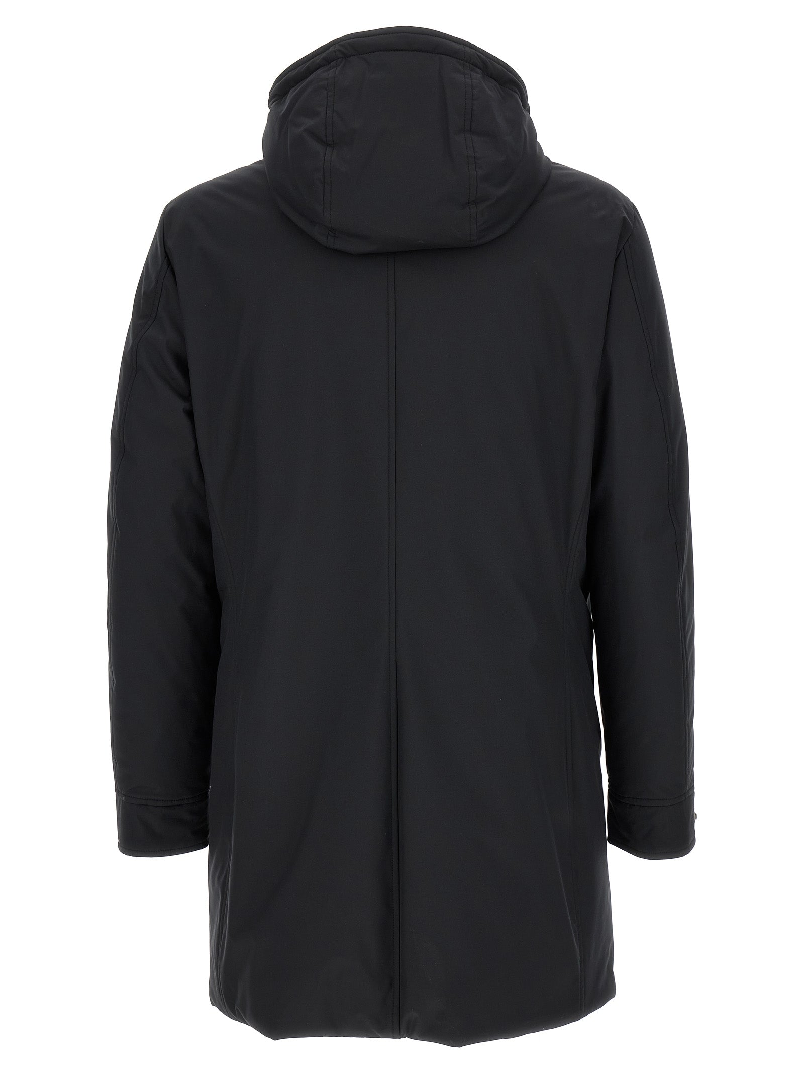 This Hooded Parka by MooRER for men in cashmere wool black & blue presents a enveloping silhouette, meticulously detailed with pockets, hooded & insulated and a enveloping hooded neckline.