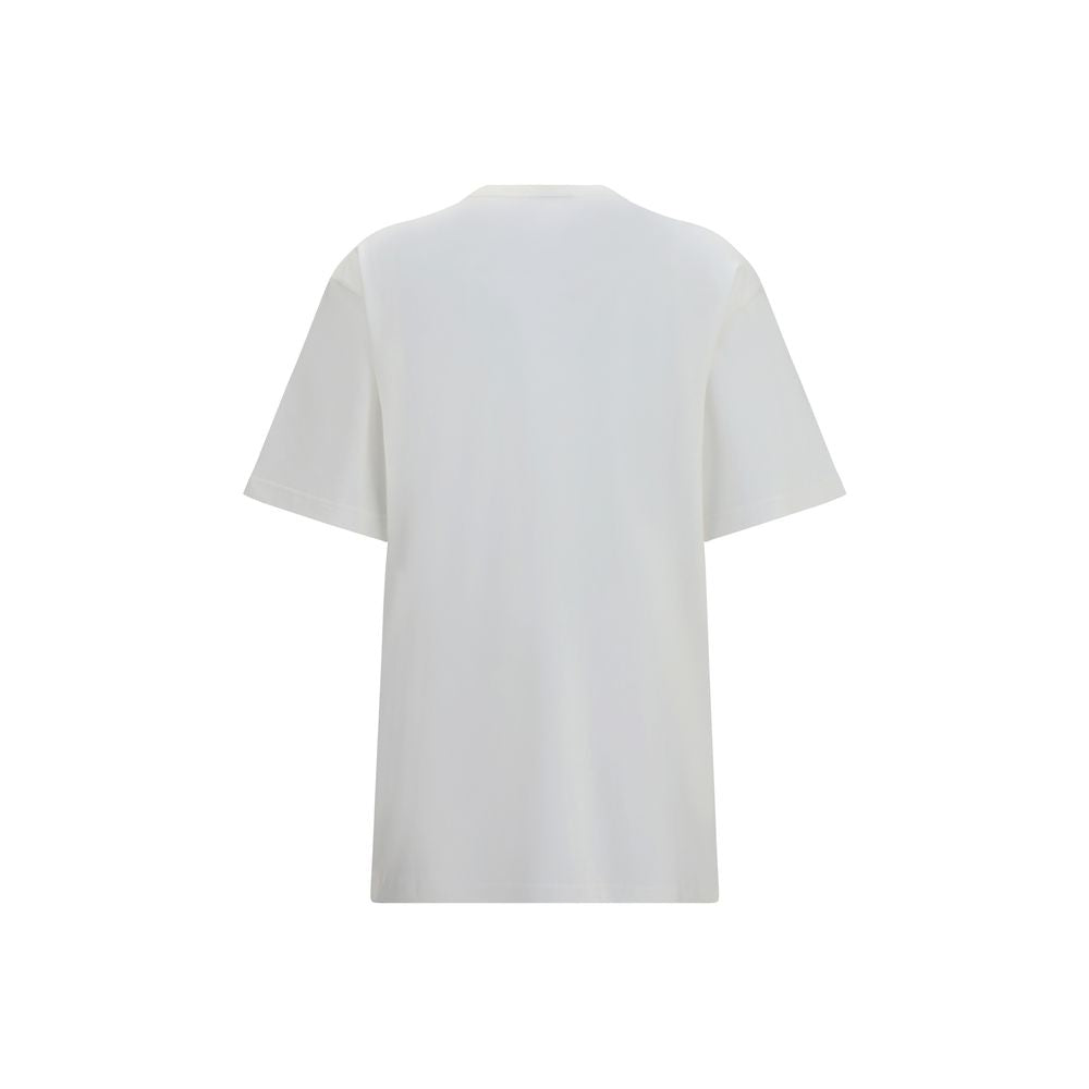 T-Shirt by Gucci for women in cotton & silk white & print features an on trend silhouette, perfectly showcasing a on trend and crew neckline for an elevated aesthetic.