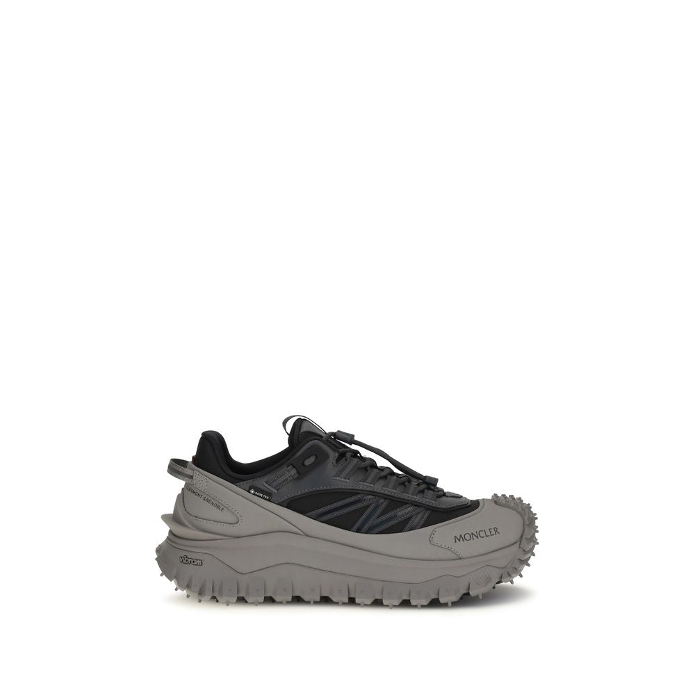 Athletic Sneakers Moncler men bos taurus calf leather gray & signature featuring a avant-garde Men's Athletic Bos Taurus Calf Leather Sneakers design with a avant-garde athletic style for a refined finish.
