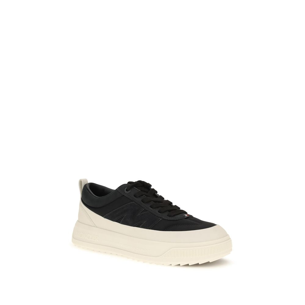 Athletic Sneakers by Moncler for men in eva tu & bos taurus nubuck calf leather black, signature & monogram features an exquisite silhouette, showcasing the premium athletic style of the Men's Athletic EVA TU & Bos Taurus Nubuck Calf Leather Sneakers with an exquisite finish.