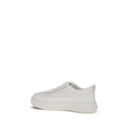 Athletic Sneakers by Moncler for men in eva tu & bos taurus nubuck calf leather white, signature & monogram showcases an impeccable silhouette, defined by an impeccable athletic style design that perfectly captures the essence of the Men's Athletic EVA TU & Bos Taurus Nubuck Calf Leather Sneakers.