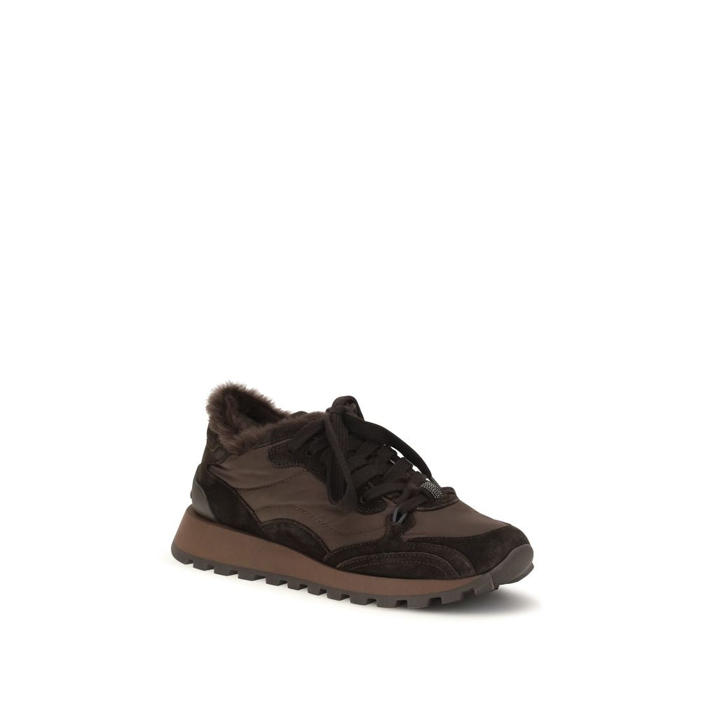Athletic Sneakers by Brunello Cucinelli for women in tu cotton & bos taurus suede calf leather black & signature features an exquisite silhouette, showcasing the premium athletic style of the Monile Women's Athletic TU Cotton & Bos Taurus Suede Calf Leather Sneakers with an exquisite finish.