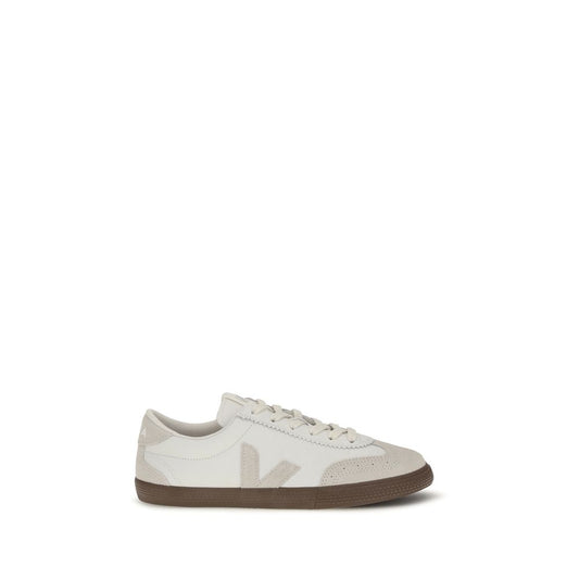 Sneakers by Veja for women in organic cotton & bos taurus suede calf leather white presents a on trend silhouette from the Women's Fashion Organic Cotton & Bos Taurus Suede Calf Leather Sneakers collection, showcasing a on trend fashion style for an elevated aesthetic.