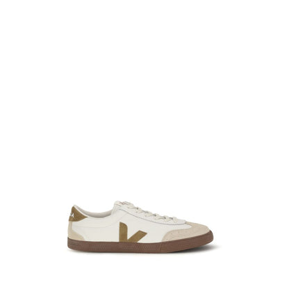 Athletic Sneakers by Veja for men in organic cotton & bos taurus suede calf leather beige showcases an impeccable silhouette, defined by an impeccable athletic style design that perfectly captures the essence of the Men's Athletic Organic Cotton & Bos Taurus Suede Calf Leather Sneakers.