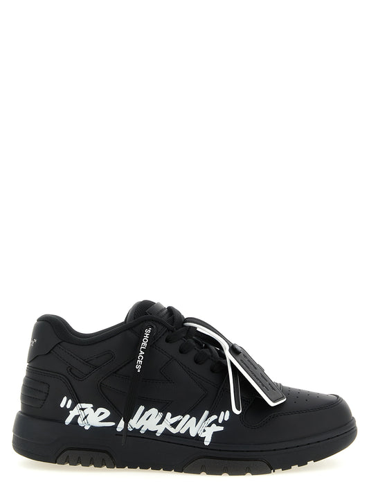 Sneakers by Off-White for men in polyester & calfskin leather bicolour, black, white, signature & print presents a impeccable silhouette as Men's Low Top Tennis Polyester & Calfskin Leather Sneakers, expertly defined by a impeccable low-top tennis style for a impeccable, high-fashion look.
