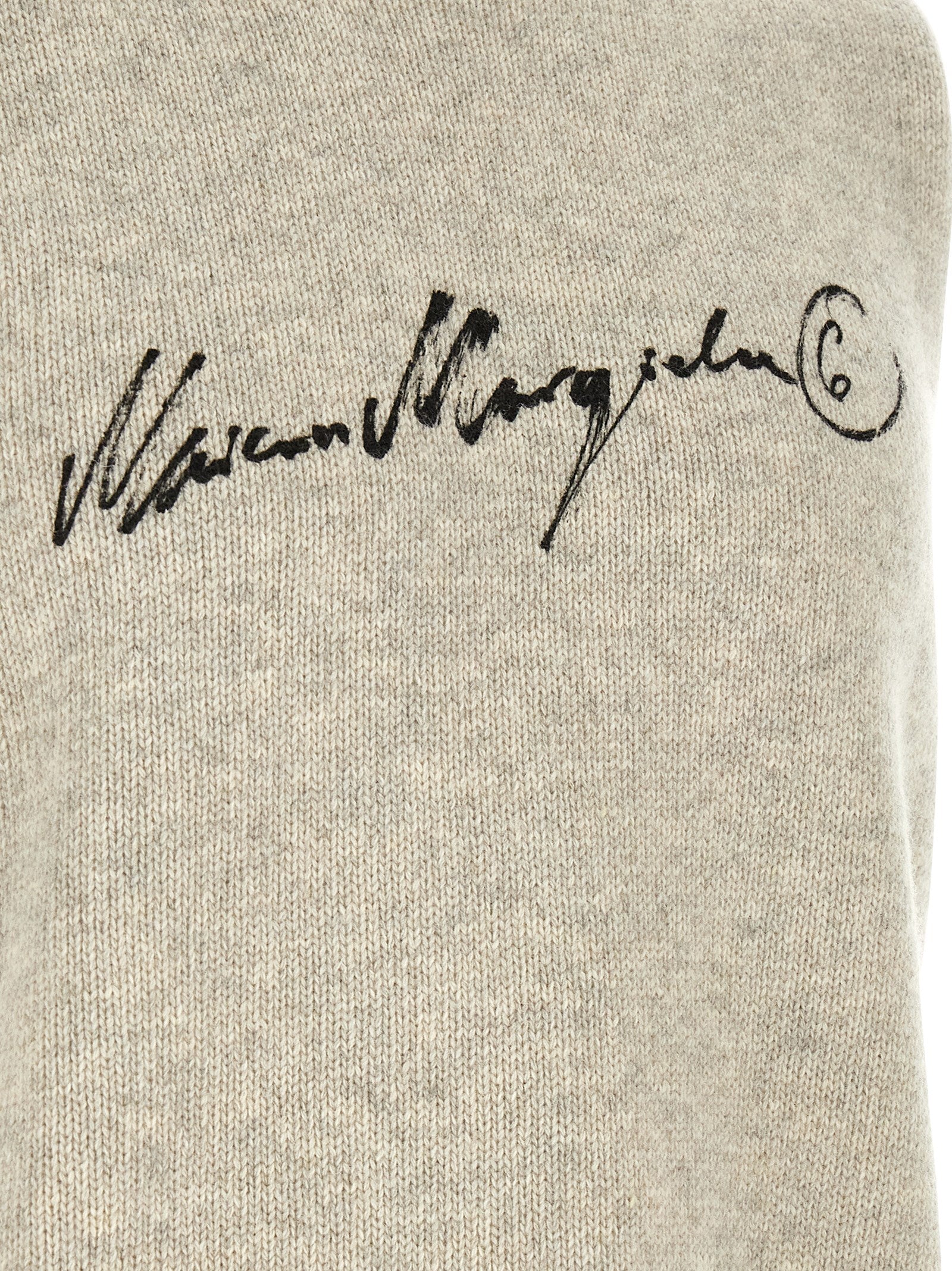 Sweatshirt by MM6 Maison Margiela for men in polyamide wool gray, white & signature features an magnificent silhouette, showcasing a sophisticated and detail for a truly magnificent finish.