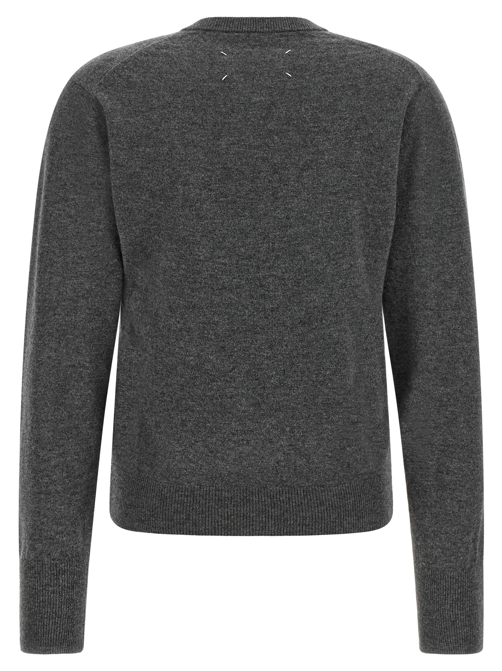 Cardigan by Maison Margiela for women in virgin wool gray, white & signature features an crisp silhouette, showcasing a sophisticated and detail for a truly crisp finish.