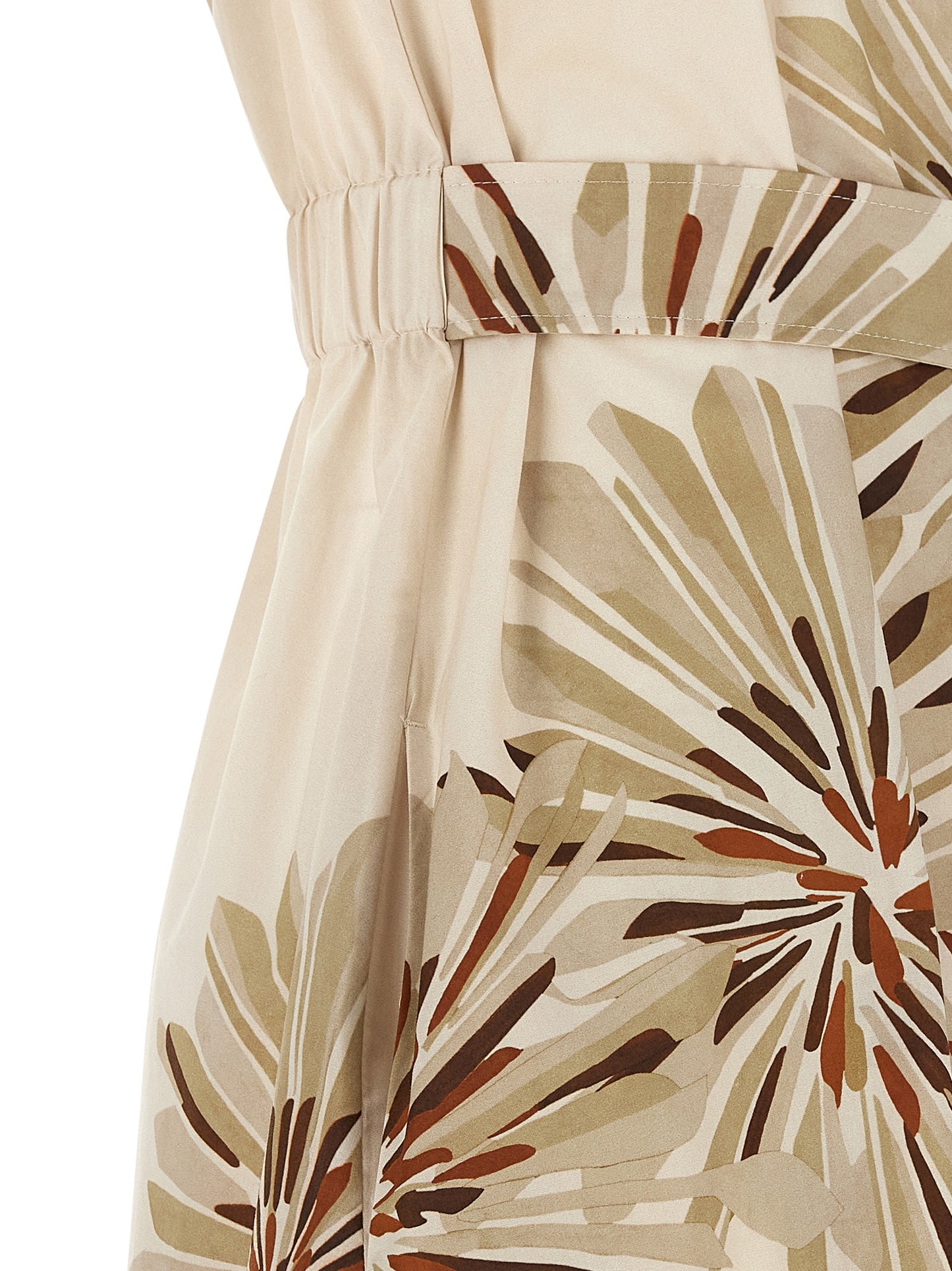 Dress by Brunello Cucinelli for women in cotton beige, brown, natural & print presents a sinuous silhouette, showcasing a sophisticated v-neck neckline and detailed with a sinuous midi for a refined finish.
