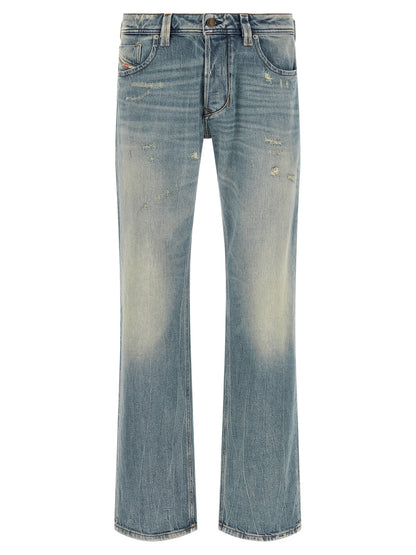 Jeans by Diesel for men in stretch denim cotton light-blue & signature features a refined silhouette with a refined straight-leg, defined by a low rise and a refined long for a refined finish.