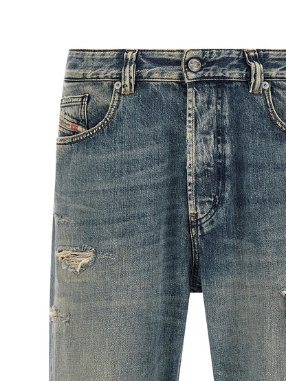 Jeans by Diesel for men in lyocell denim cotton blue & red features a refined silhouette with a refined tapered-leg & regular-fit, defined by a and a refined long for a refined finish.
