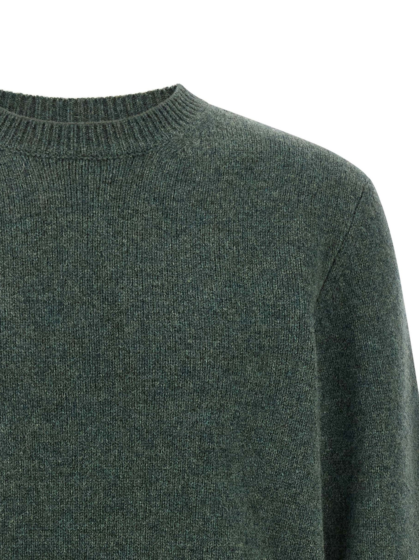 Cardigan by A.P.C. for men in wool bicolour, green & jacquard features an impeccable silhouette, showcasing a sophisticated and detail for a truly impeccable finish.