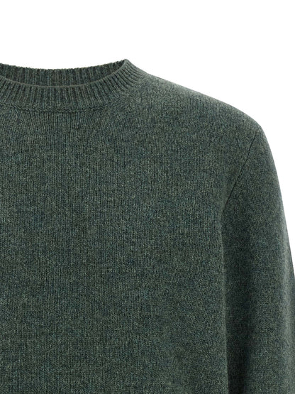 Cardigan by A.P.C. for men in wool bicolour, green & jacquard features an impeccable silhouette, showcasing a sophisticated and detail for a truly impeccable finish.
