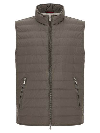 Vest by Brunello Cucinelli for men in polyester & goose-down bicolour, green & olive showcases a dynamic silhouette, perfectly balancing pockets & insulated with a dynamic for a sophisticated, high-fashion look.