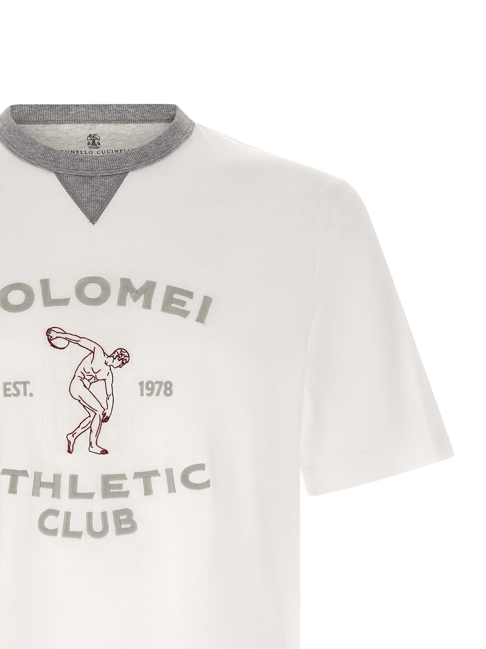 T-Shirt by Brunello Cucinelli for men in cotton gray, white & print showcases a unassuming silhouette, artfully detailed with a refined crew neckline and unassuming for a sophisticated, contemporary look.