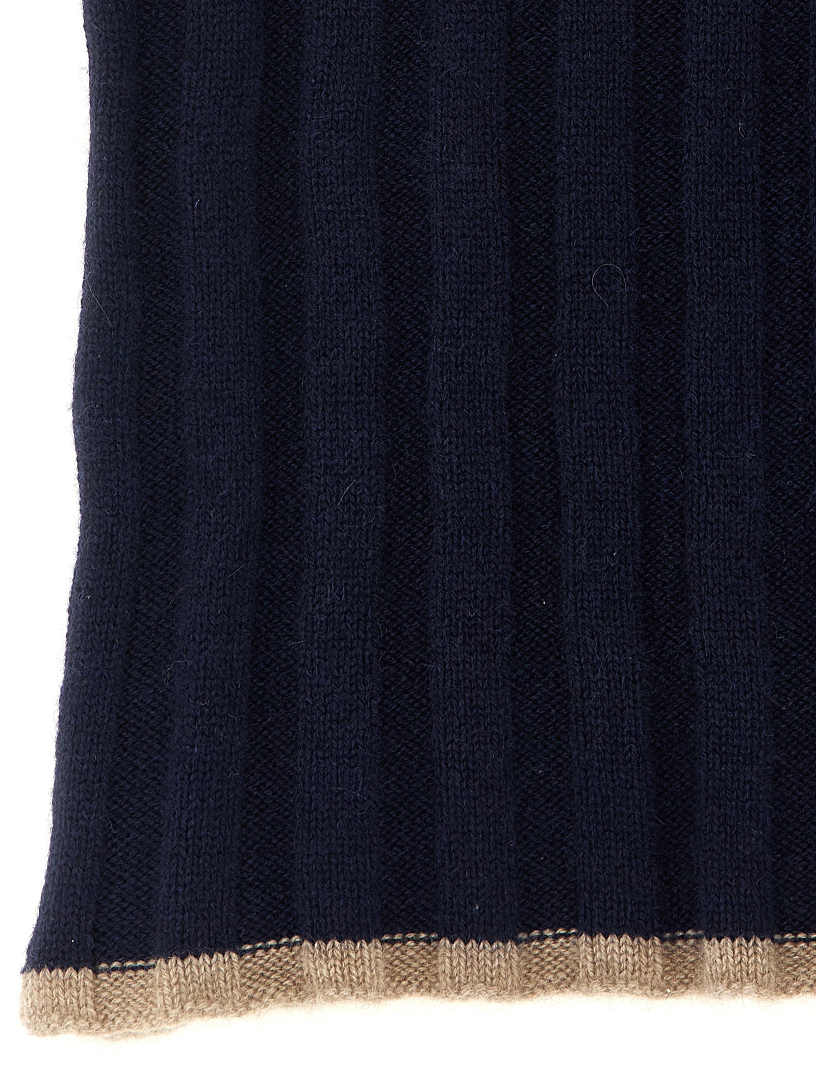 Scarf by Brunello Cucinelli for men in cashmere camel & navy showcases a on trend silhouette, artfully capturing the on trend essence of the Cashmere Shawl Scarf design with a sophisticated finish.