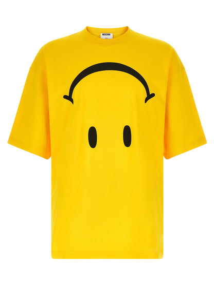T-Shirt by Moschino for men in cotton bicolour, yellow & print showcases a fashionable silhouette, elegantly detailed with a fashionable short-sleeve and crew neckline for a sophisticated, high-fashion look.