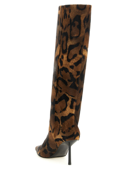 Stiletto High Over-The-Knee Boots by LE SILLA for women in calfskin leather animal, black, brown, leopard-print & print features an high-performance silhouette, showcasing the sophisticated design of the Pony Women's Calfskin Leather Stiletto High Over-The-Knee Boots with a stiletto and a refined .