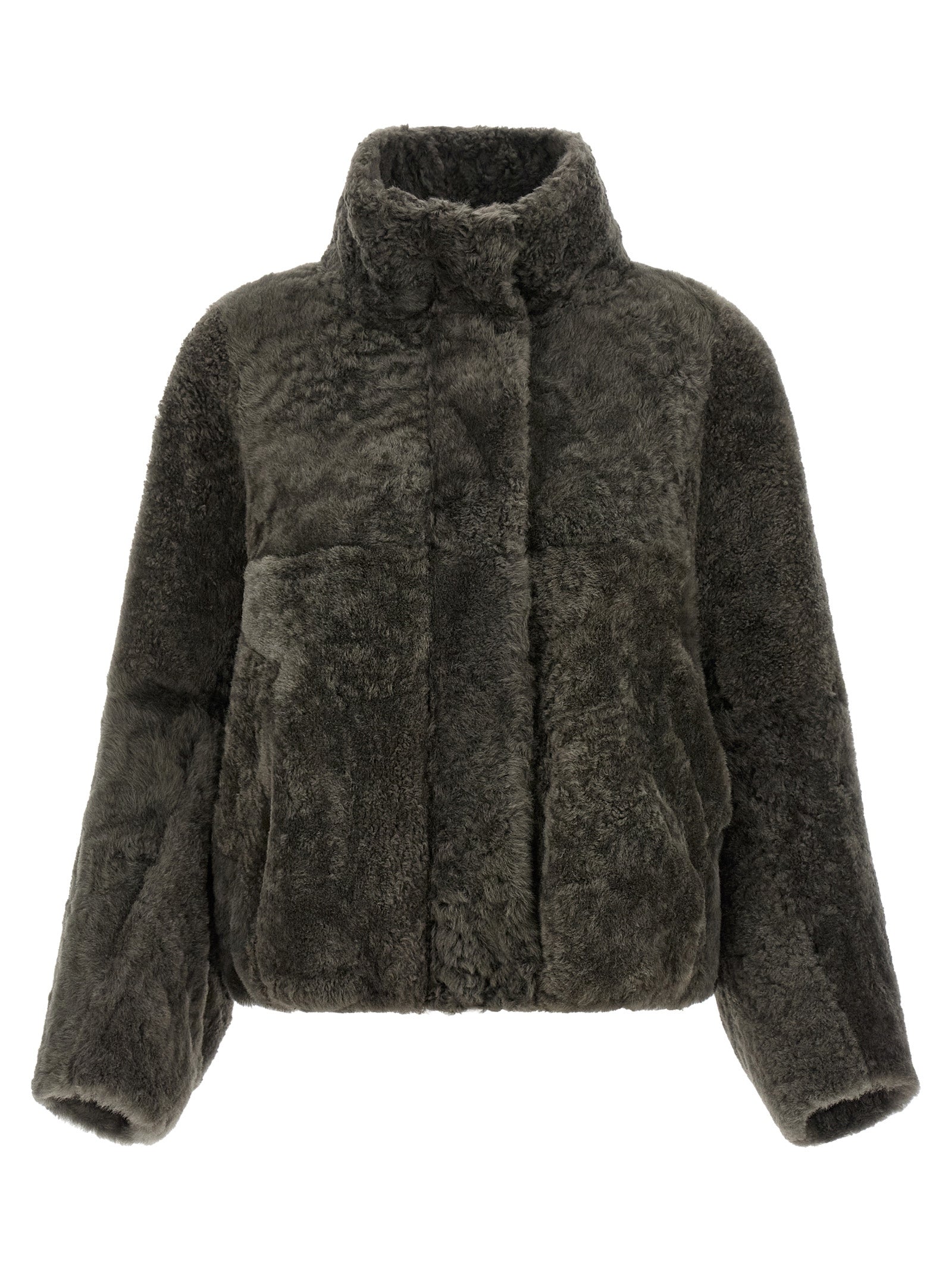 Overcoat by Brunello Cucinelli for women in lambskin leather & lamb shearling fur dark-gray & gray showcases a enveloping silhouette, detailed with distinctive and a enveloping high-neck neckline.