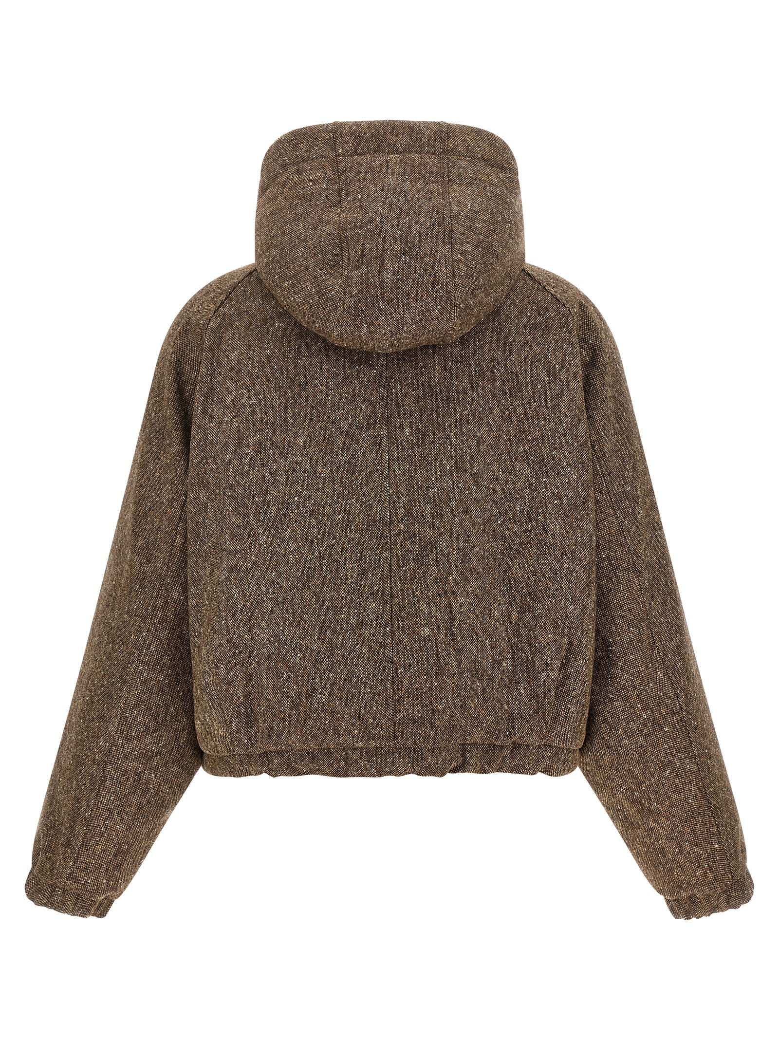 This Hooded Puffer Jacket by Brunello Cucinelli for women in nylon virgin wool tweed & goose down brown exhibits a edgy silhouette, meticulously detailed with functional pockets, hooded & insulated and a edgy hooded neckline for a edgy finish.