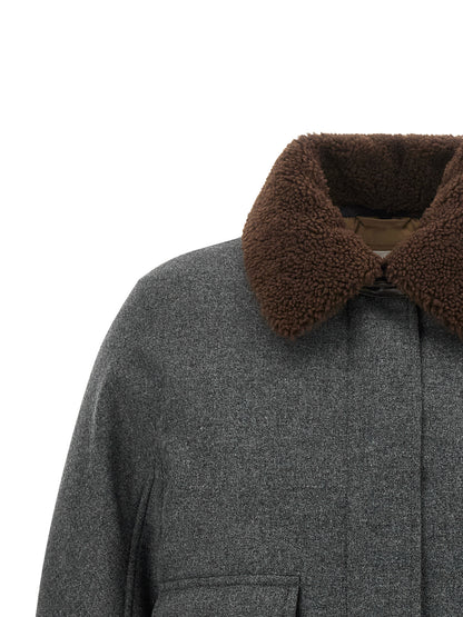 Overcoat by Brunello Cucinelli for women in virgin cashmere wool & leather brown & dark-gray features an voluminous silhouette, showcasing distinct thermal & pockets and a voluminous shirt-collar neckline for a truly voluminous aesthetic.