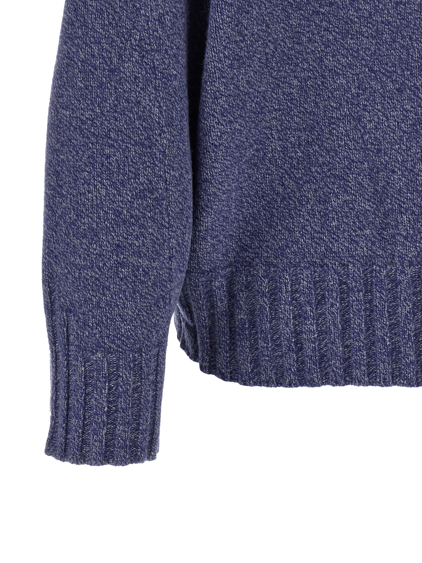 Cardigan by The Attico for women in cashmere virgin wool blue & indigo features an crisp silhouette, showcasing a sophisticated and detail for a truly crisp finish.