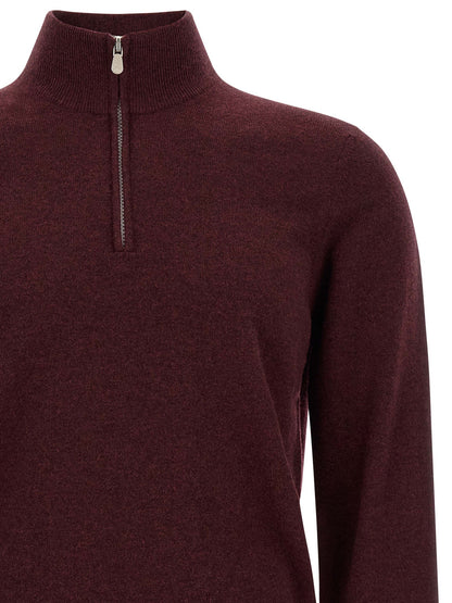 Cardigan by Brunello Cucinelli for men in cashmere bordeaux & burgundy showcases a luxurious silhouette, meticulously detailed with a sophisticated high-neck neckline and for a refined finish.