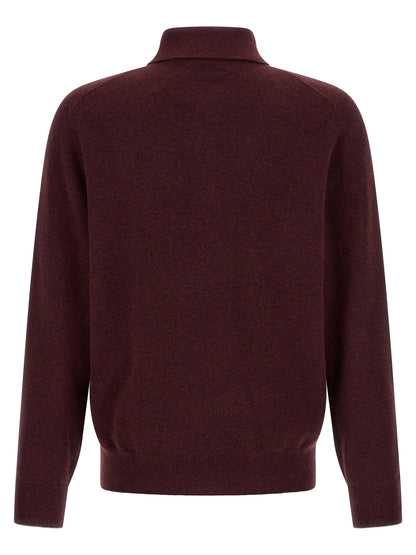 Sweater by Brunello Cucinelli for men in cashmere & horn bordeaux, burgundy & horn showcases a sumptuous silhouette, artfully finished with a sumptuous shirt-collar neckline and for a sophisticated, sumptuous look.