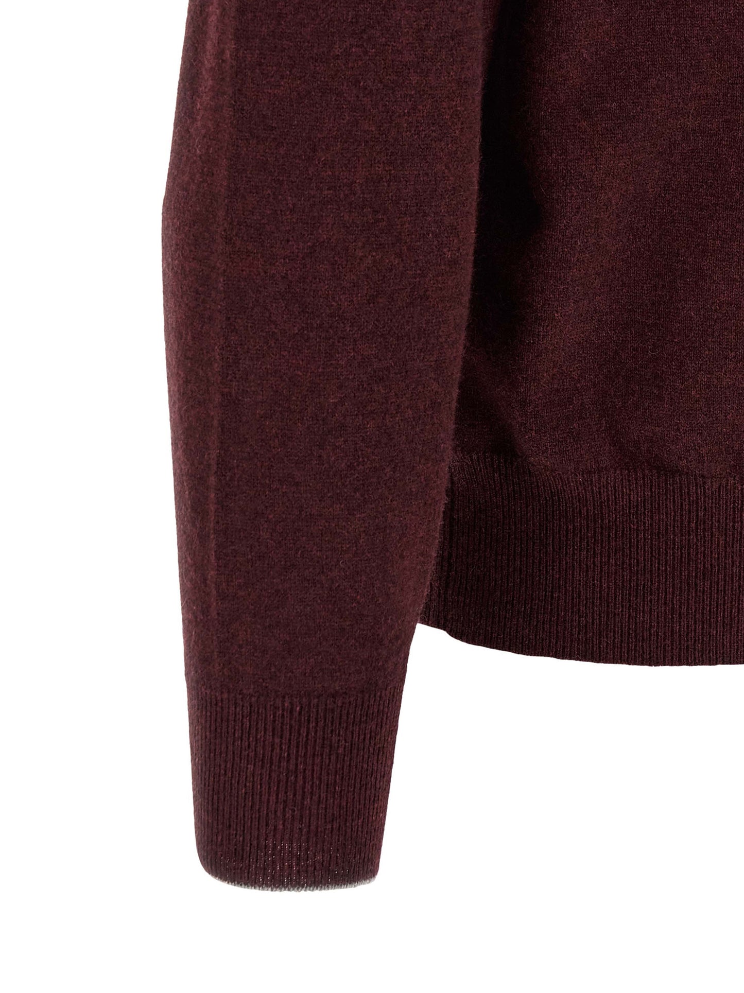 Sweater by Brunello Cucinelli for men in cashmere & horn bordeaux, burgundy & horn showcases a downtown chic silhouette, artfully finished with a downtown chic and for a sophisticated, high-end look.