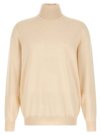 Cardigan by Brunello Cucinelli for men in cashmere white features an impeccable silhouette, showcasing a sophisticated turtle high-neck neckline and detail for a truly impeccable finish.