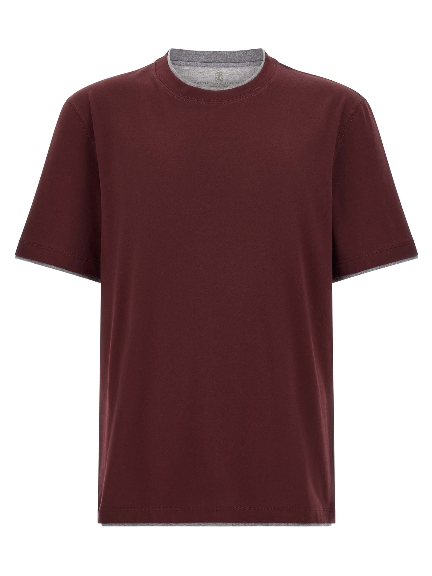 T-Shirt by Brunello Cucinelli for men in cotton bordeaux, burgundy & gray showcases a unassuming silhouette, artfully detailed with a refined crew neckline and unassuming short-sleeve for a sophisticated, contemporary look.