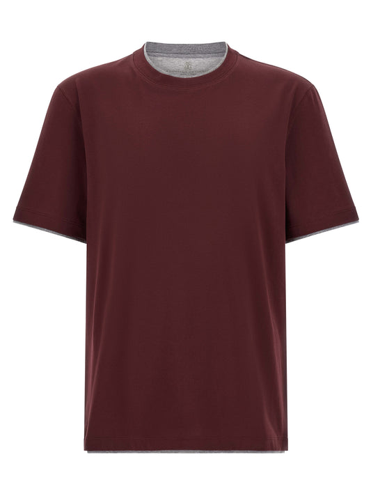T-Shirt by Brunello Cucinelli for men in cotton bordeaux, burgundy & gray showcases a unassuming silhouette, artfully detailed with a refined crew neckline and unassuming short-sleeve for a sophisticated, contemporary look.