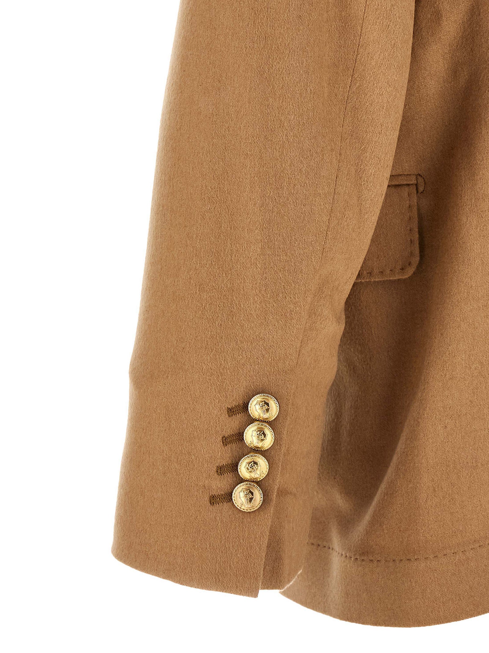 Blazer by Brunello Cucinelli for men in metal beige, camel & gold features an sartorial silhouette, showcasing a sophisticated and sartorial for a truly sartorial finish.