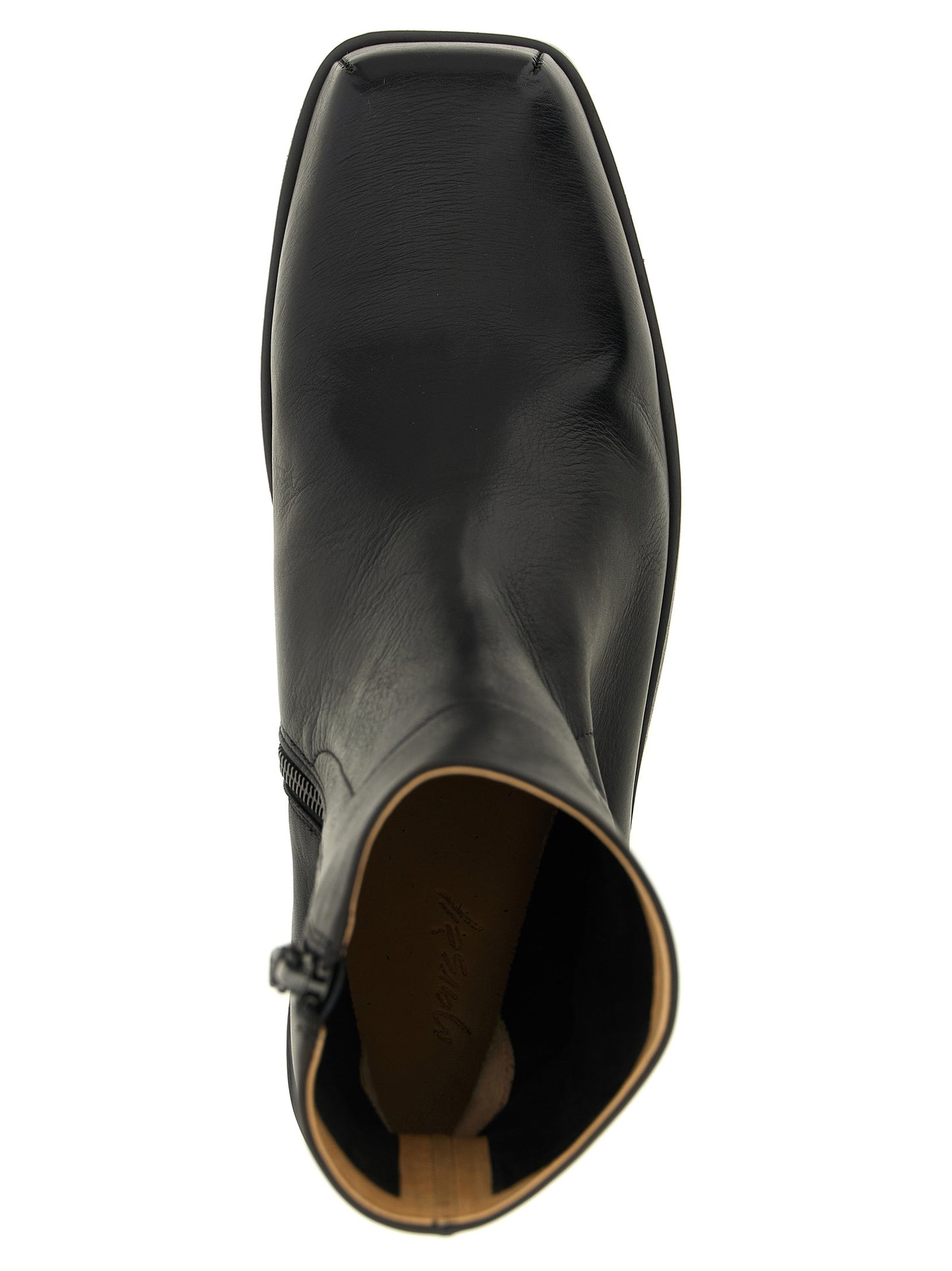 Ankle Boots by Marsell for men in calfskin leather black features an avant-garde Men's Calfskin Leather Ankle Boots silhouette, defined by a sophisticated block-heel and a avant-garde square toe style.