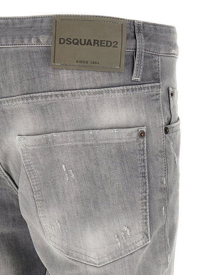 Jeans by Dsquared² for men in denim cotton gray, green, olive & red presents a refined pantology silhouette, artfully defined by a refined pantology tapered-leg & slim, long, and a sophisticated .