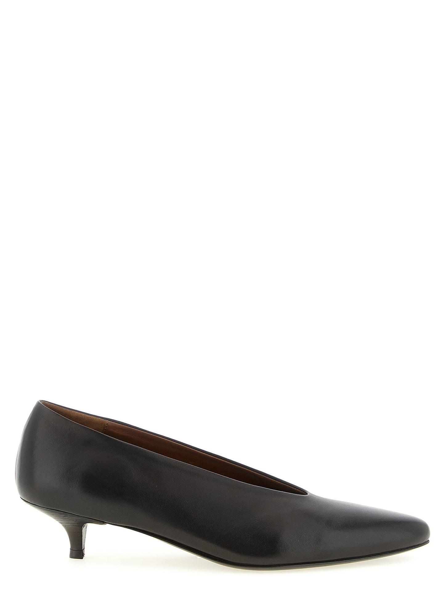 Low-Heel Mid-Heel Pumps Heels by Marsell for women in calfskin leather brown features an captivating silhouette, showcasing the elegant Women's Calfskin Leather Low-Heel Mid-Heel Pumps Heels design with a low-heel mid-heel and a sophisticated .