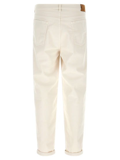 Jeans by Brunello Cucinelli for men in denim cotton white features an sophisticated and straight-leg & relaxed-fit with a precise long, creating a sophisticated and sophisticated silhouette.
