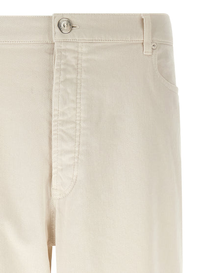 Jeans by Brunello Cucinelli for men in denim cotton white presents a refined pantology silhouette, artfully defined by a refined pantology straight-leg & relaxed-fit, long, and a sophisticated .