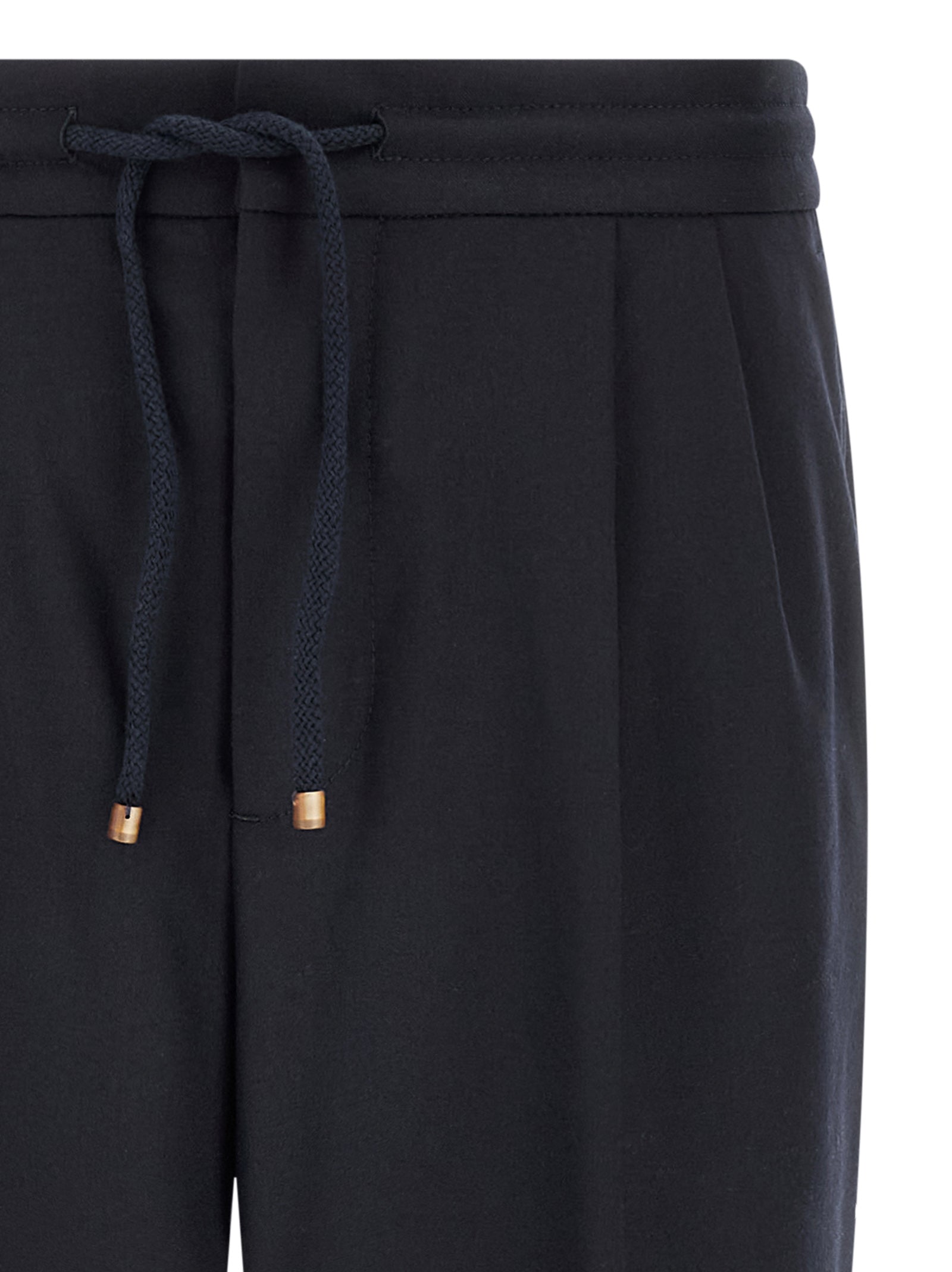 Trousers by Brunello Cucinelli for men in virgin wool & flannel navy presents a smart silhouette, meticulously detailed with a smart tapered-leg & relaxed-fit, a smart long, and a smart .